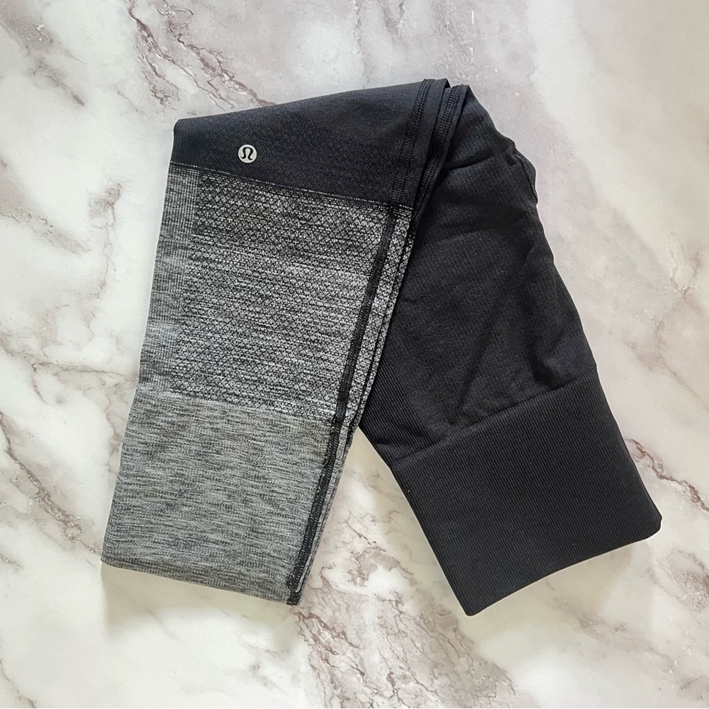 LuluLemon Seamless Compression Cropped Leggings